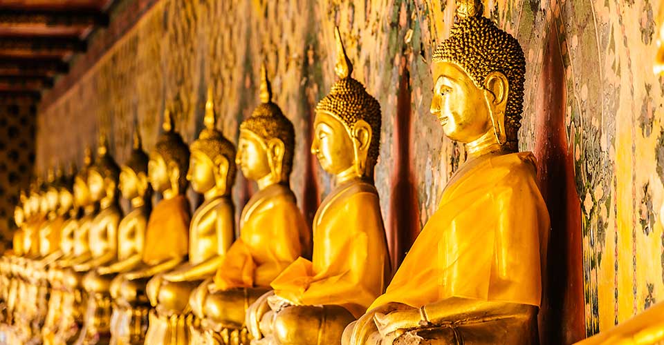 Statue di buddha massaggio thai